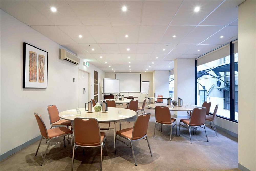 Mercure Welcome Melbourne Restaurant bilde
